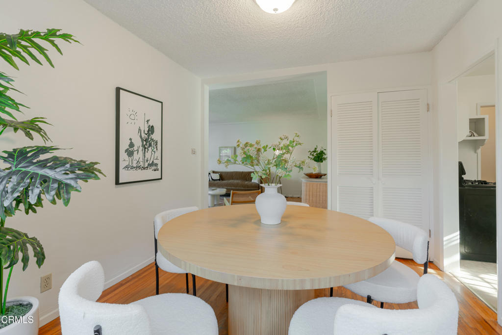 3349 Wood Terrace