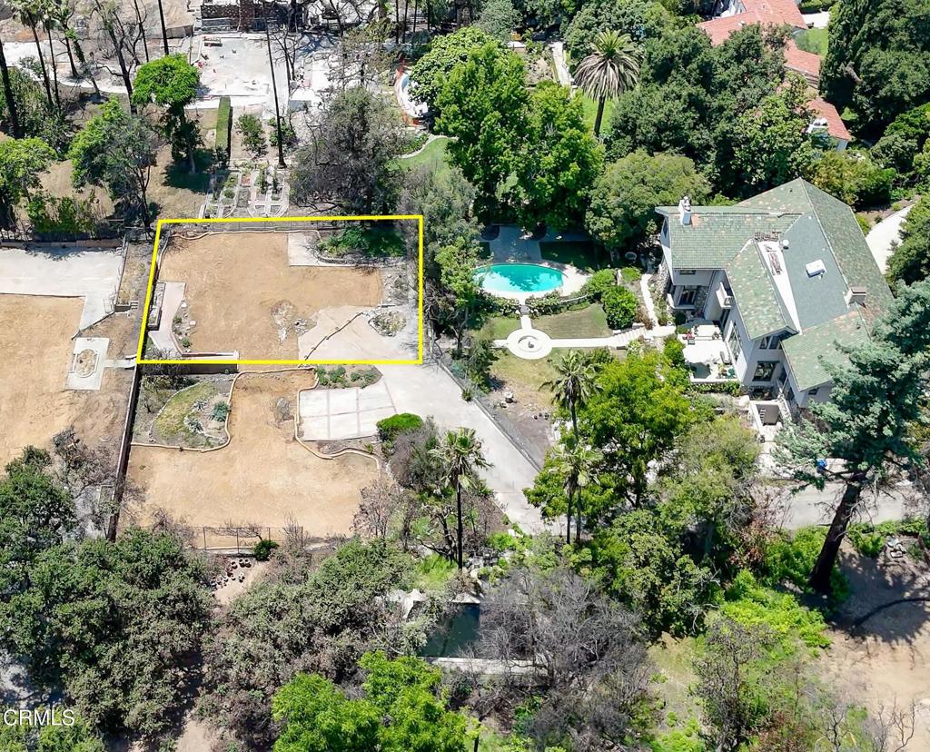 238 E Mendocino Street