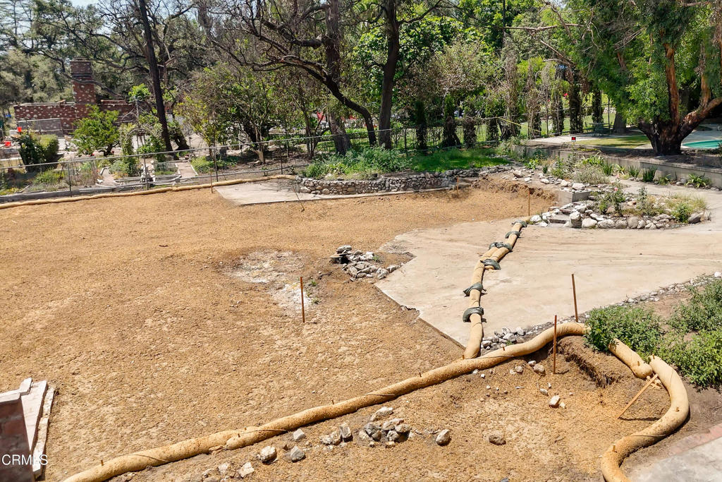 238 E Mendocino Street