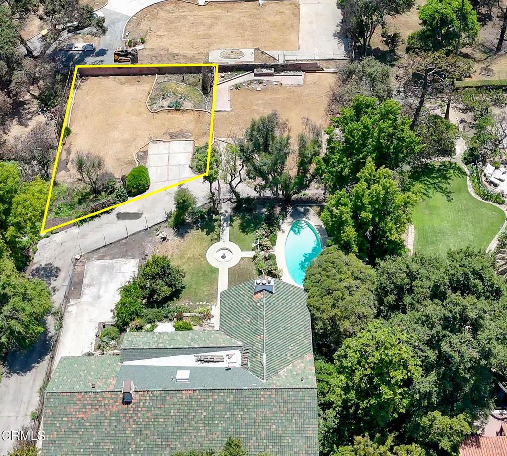 240 E Mendocino Street