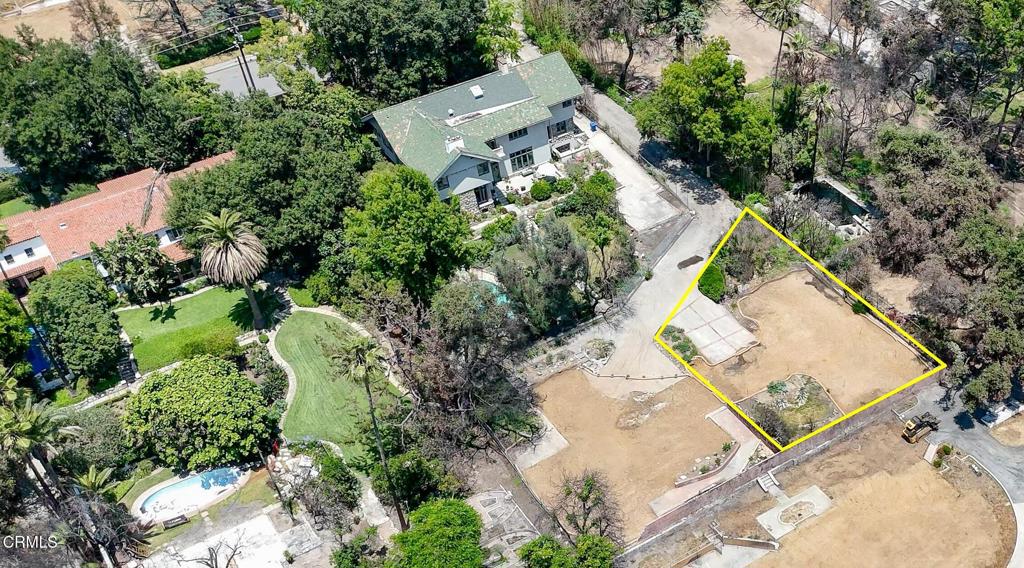 240 E Mendocino Street