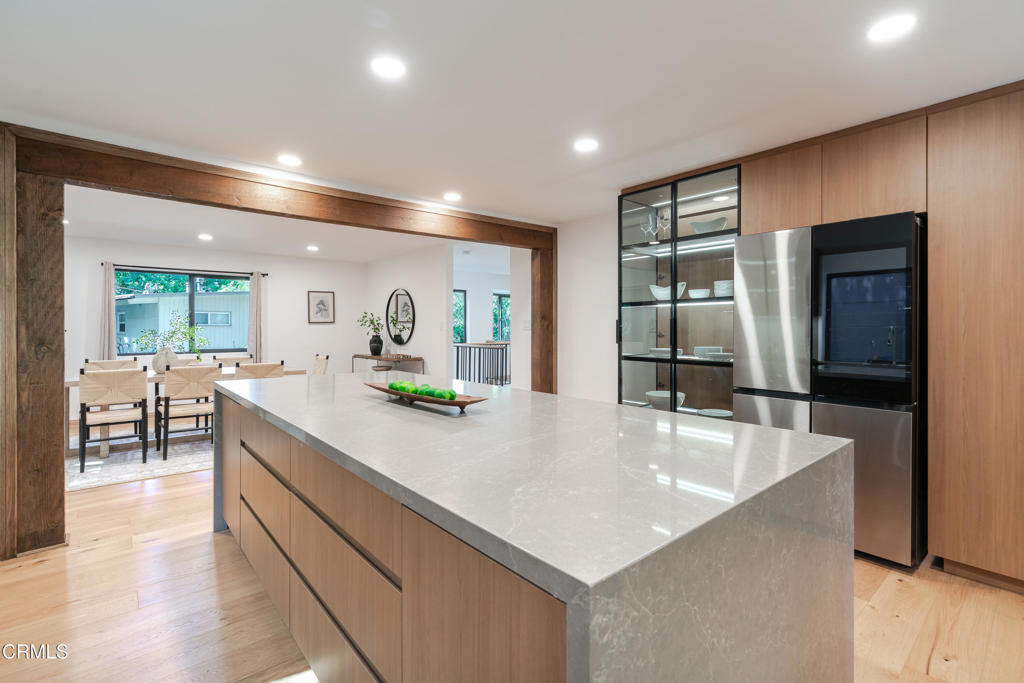 1726 La Loma Road