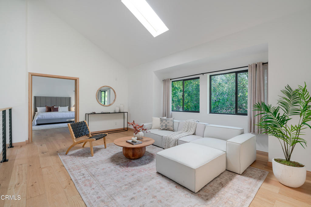 1726 La Loma Road