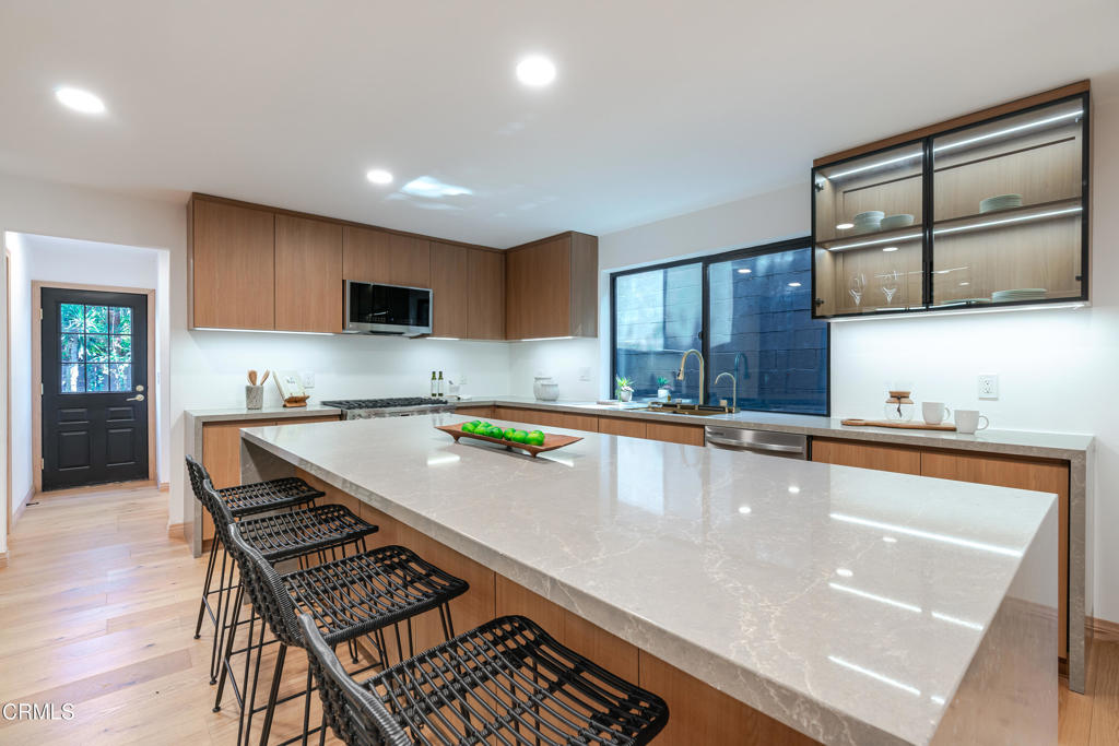 1726 La Loma Road