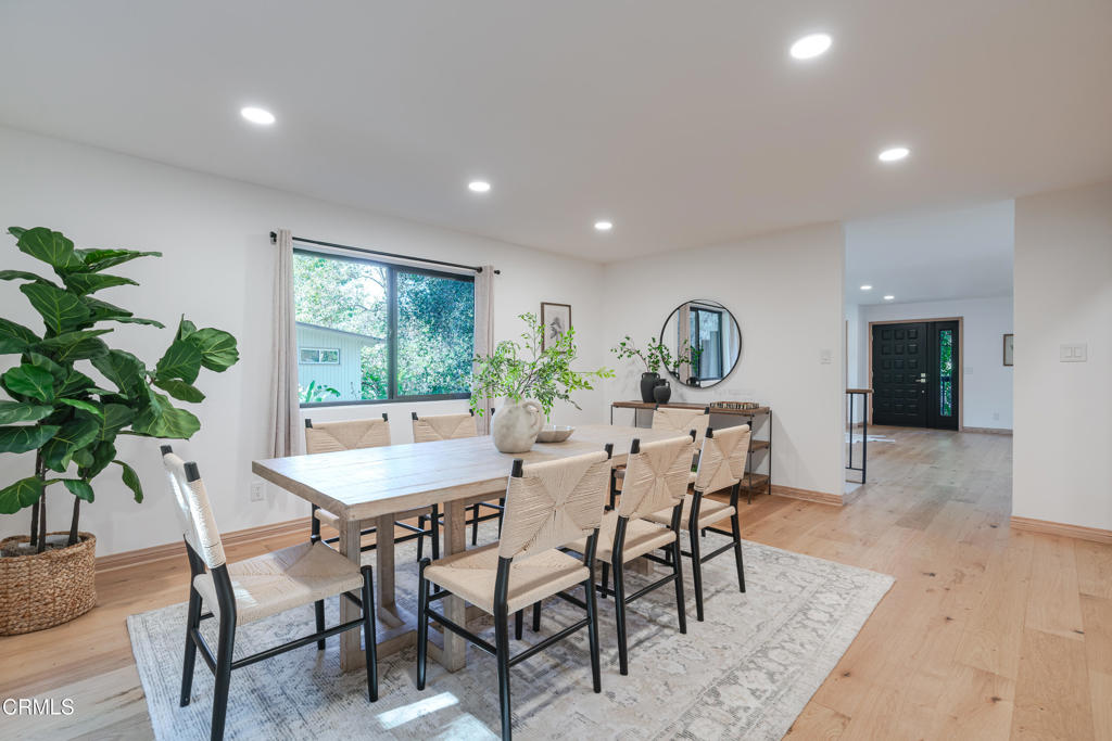 1726 La Loma Road
