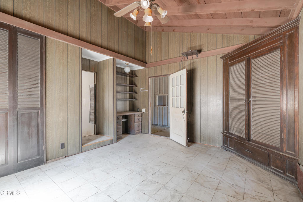 10400 Mcbroom Street