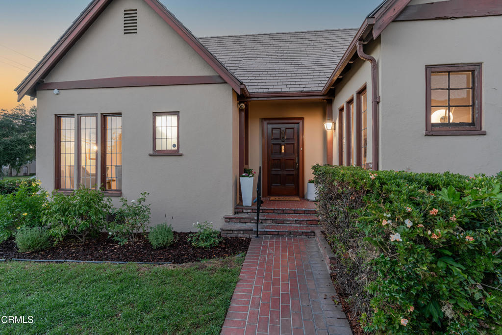 716 Grand Avenue
