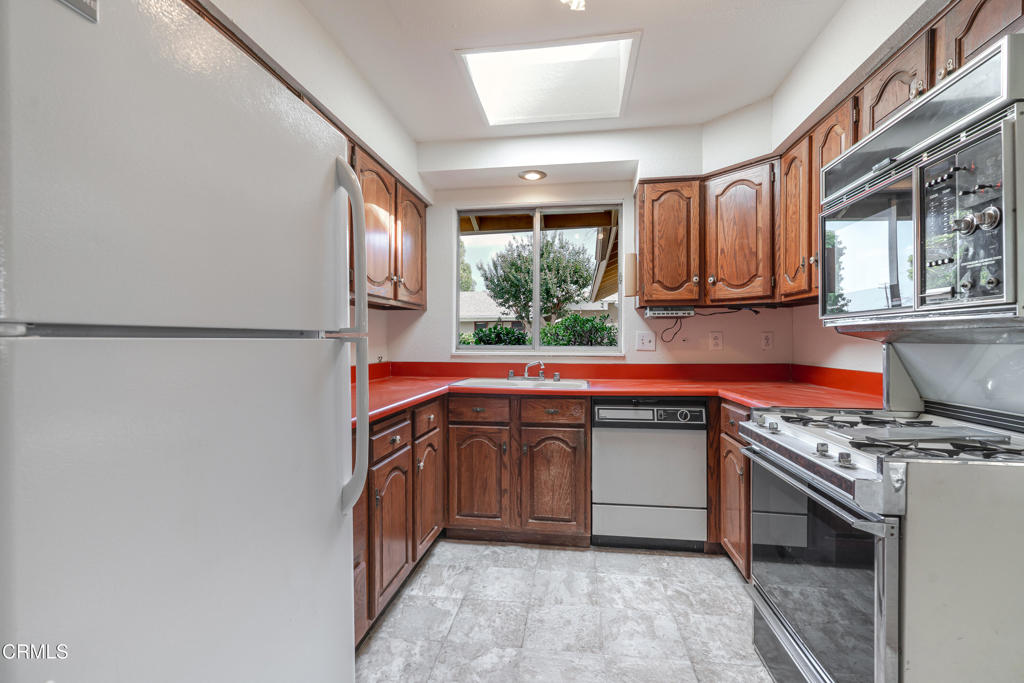 10632 Henderson Avenue