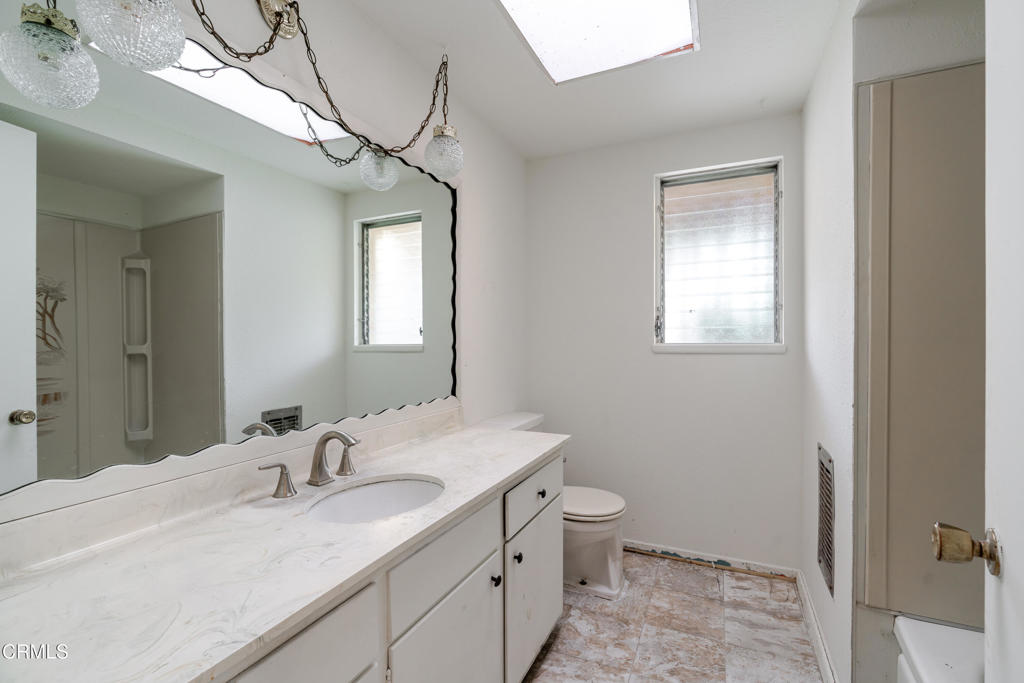 10632 Henderson Avenue