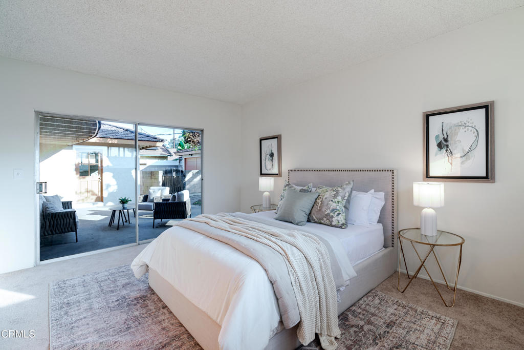 1504 E Grovecenter Street