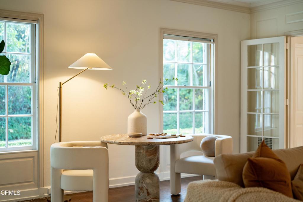 1527 E California Boulevard