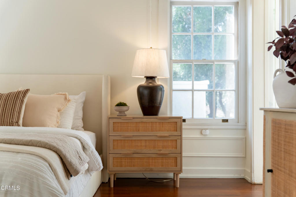 1527 E California Boulevard