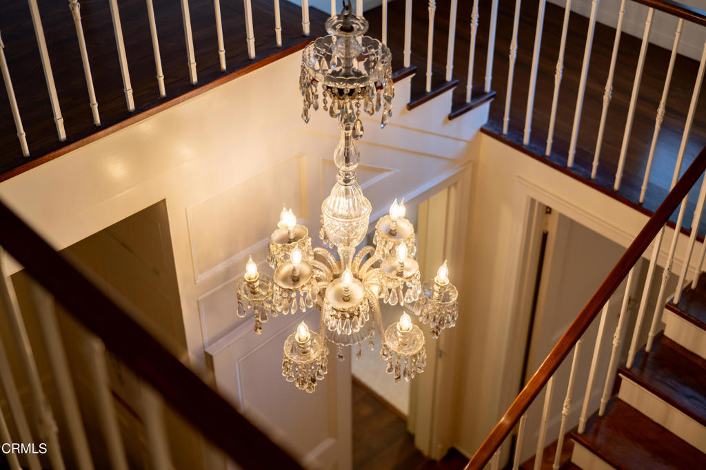 1527 E California Boulevard