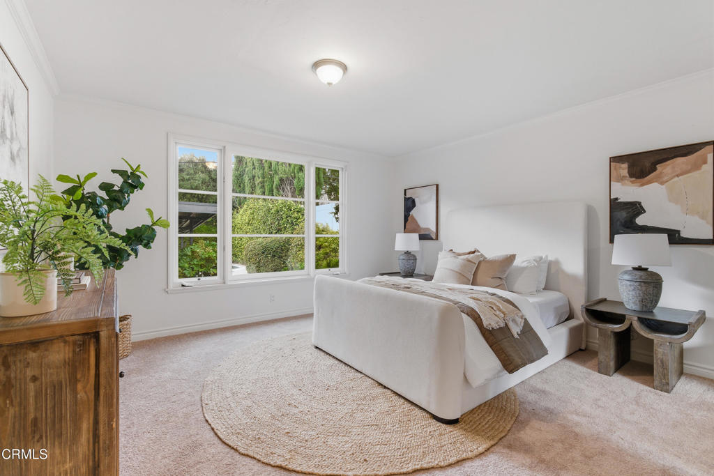 4563 Loma Vista Drive