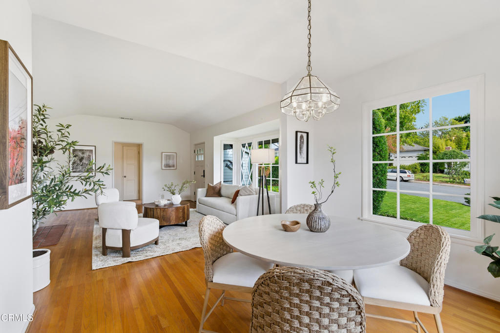 4563 Loma Vista Drive