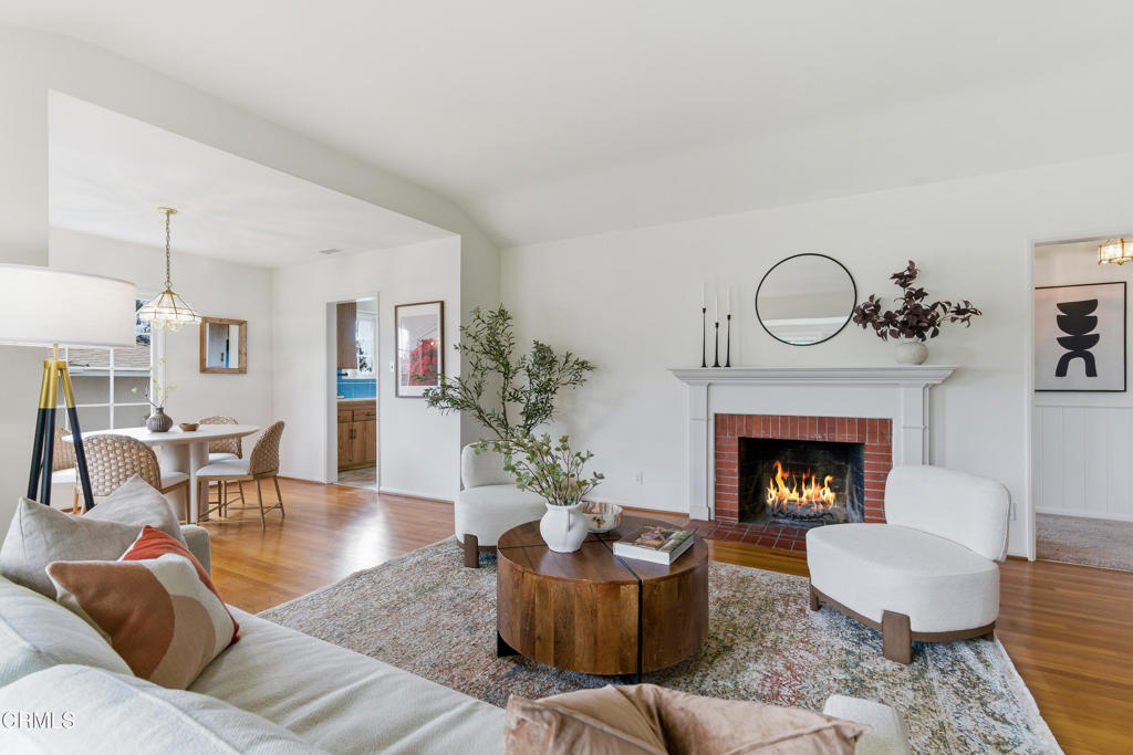 4563 Loma Vista Drive