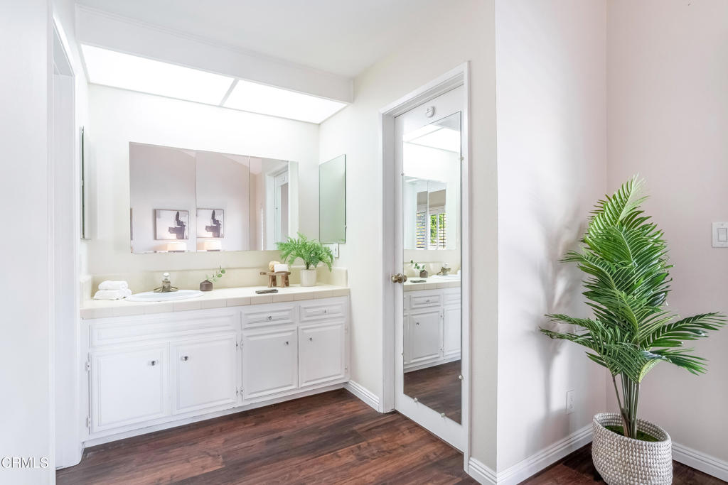 1156 Arcadia Avenue 5