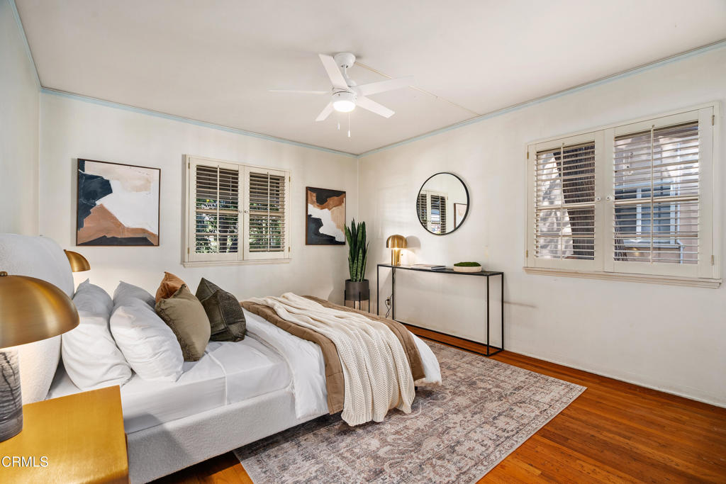 6222 N Willard Avenue