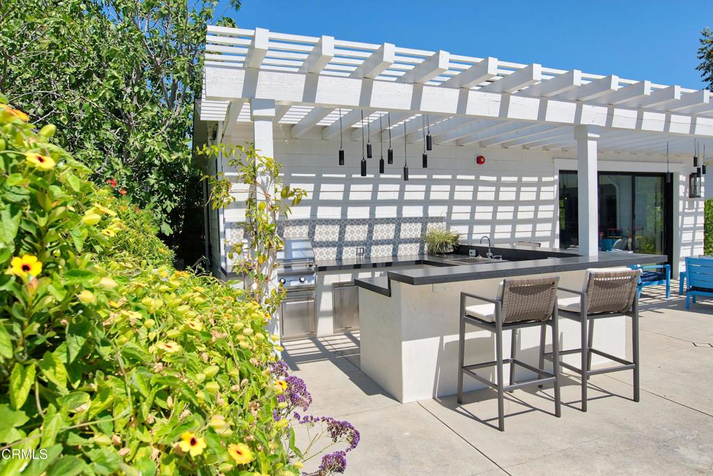 91 E Bonita Avenue