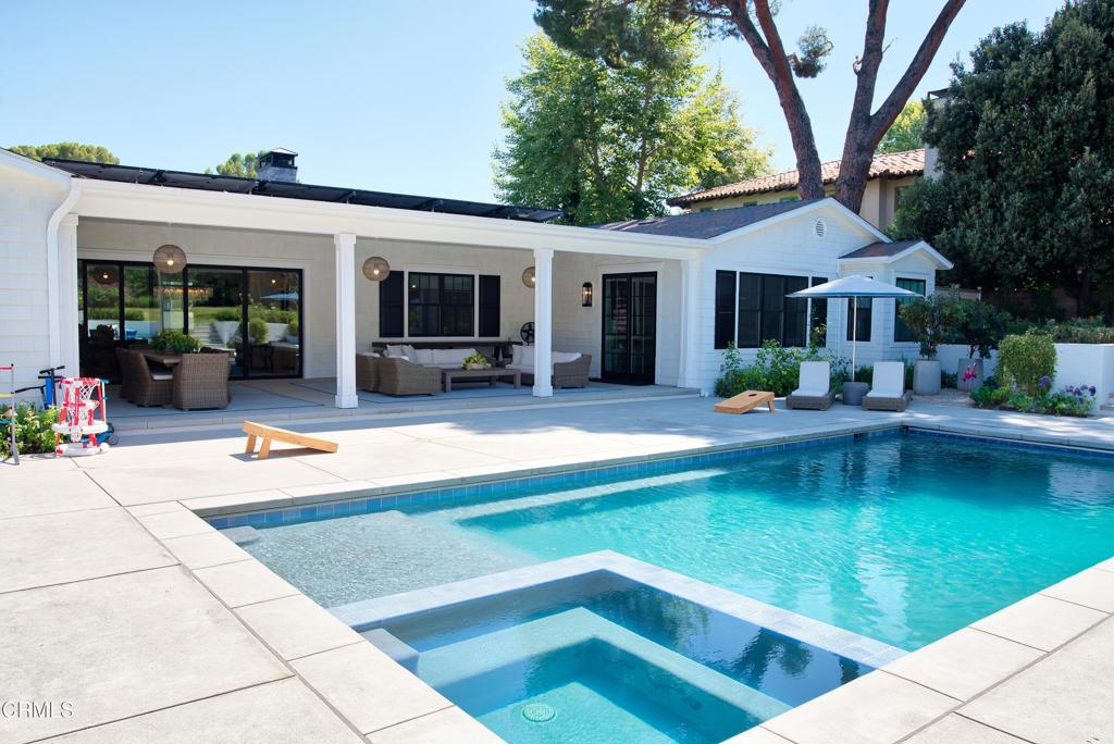 91 E Bonita Avenue
