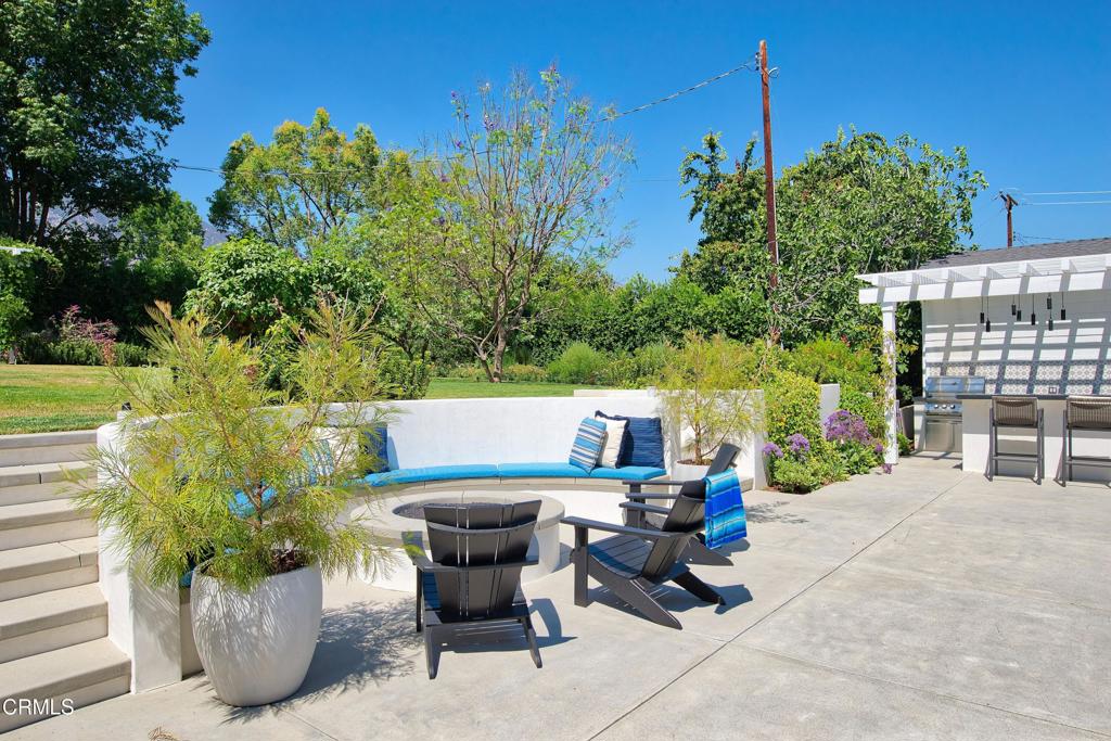 91 E Bonita Avenue