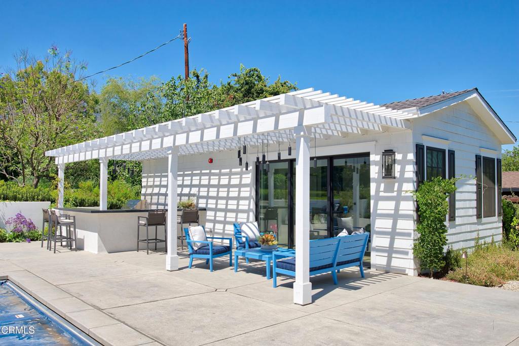 91 E Bonita Avenue