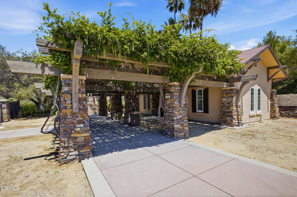 3636 Giddings Ranch Road