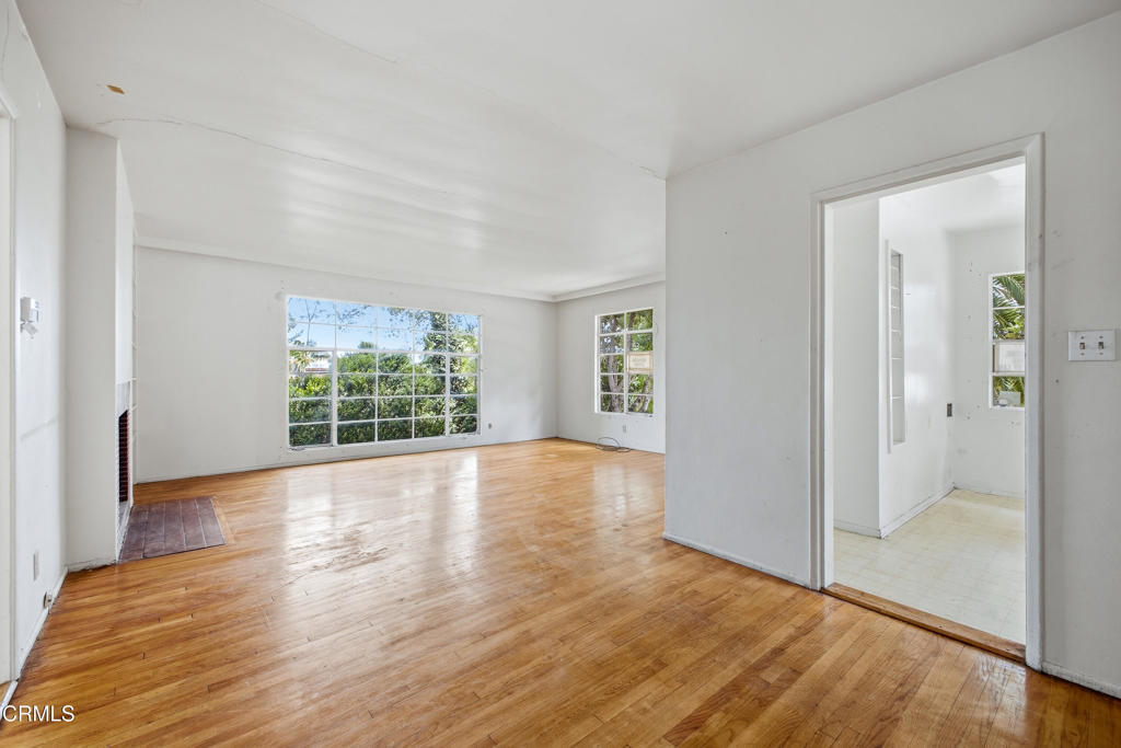 808 Valley View Road