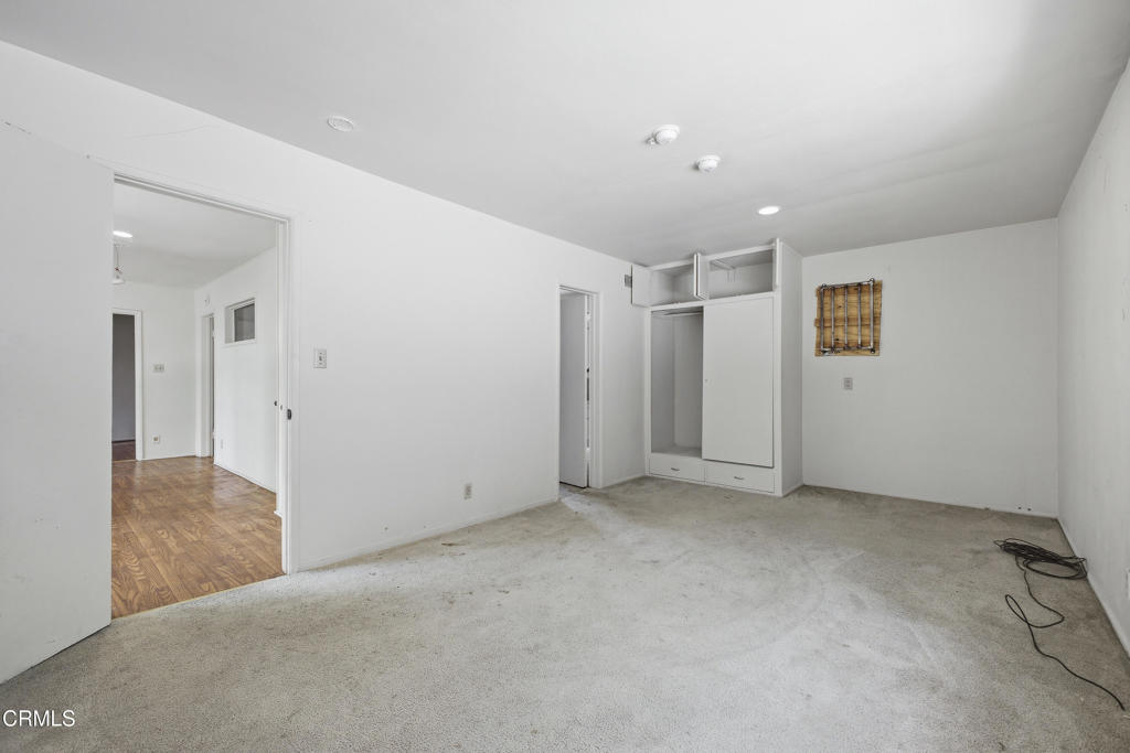 808 Valley View Road