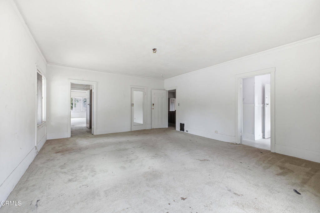 1131 Columbia Street