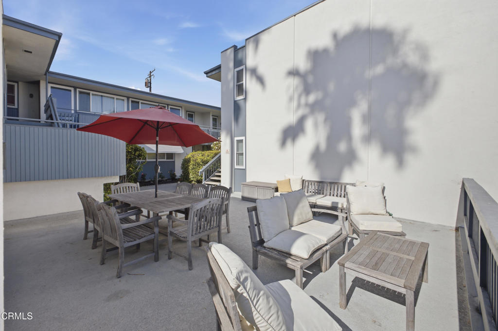 245 Aster Street 6