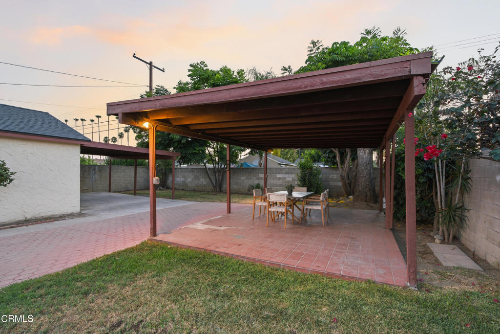1201 N Alameda Avenue