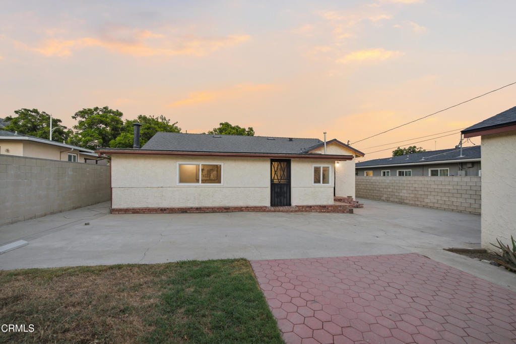 1201 N Alameda Avenue