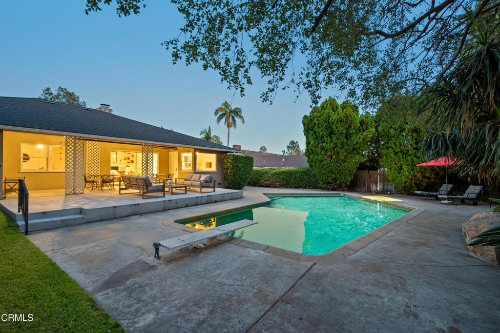1835 Anita Crest Drive