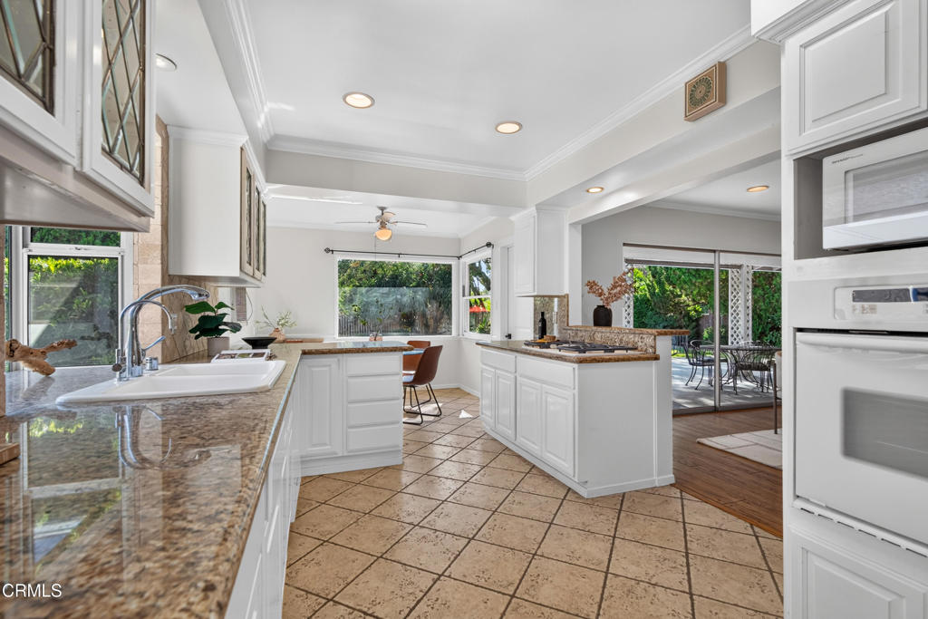 1835 Anita Crest Drive