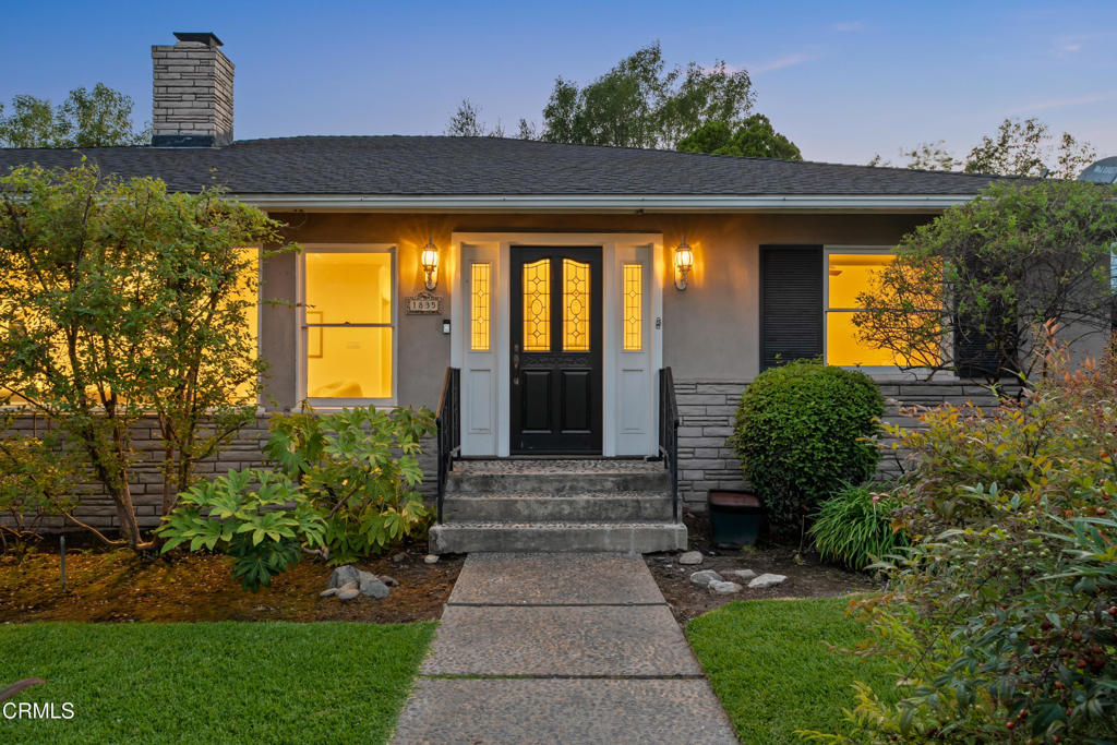 1835 Anita Crest Drive