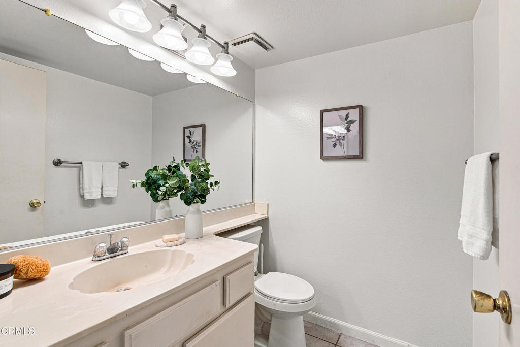 859 W 13th Street 2