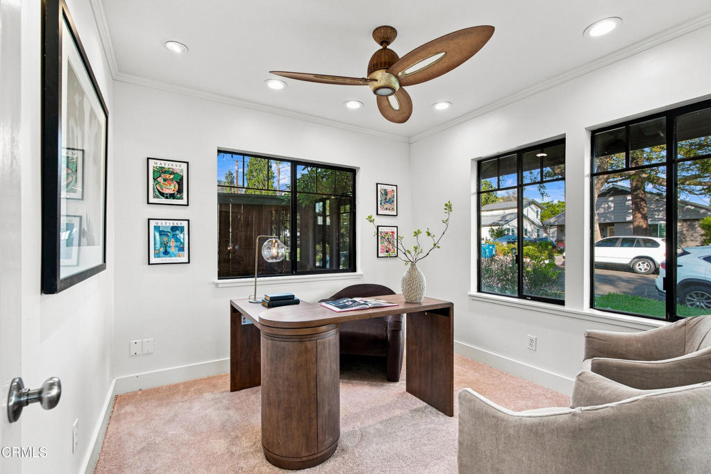 245 Valle Vista Avenue
