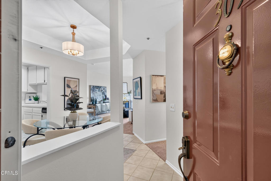 245 S Holliston Avenue 309