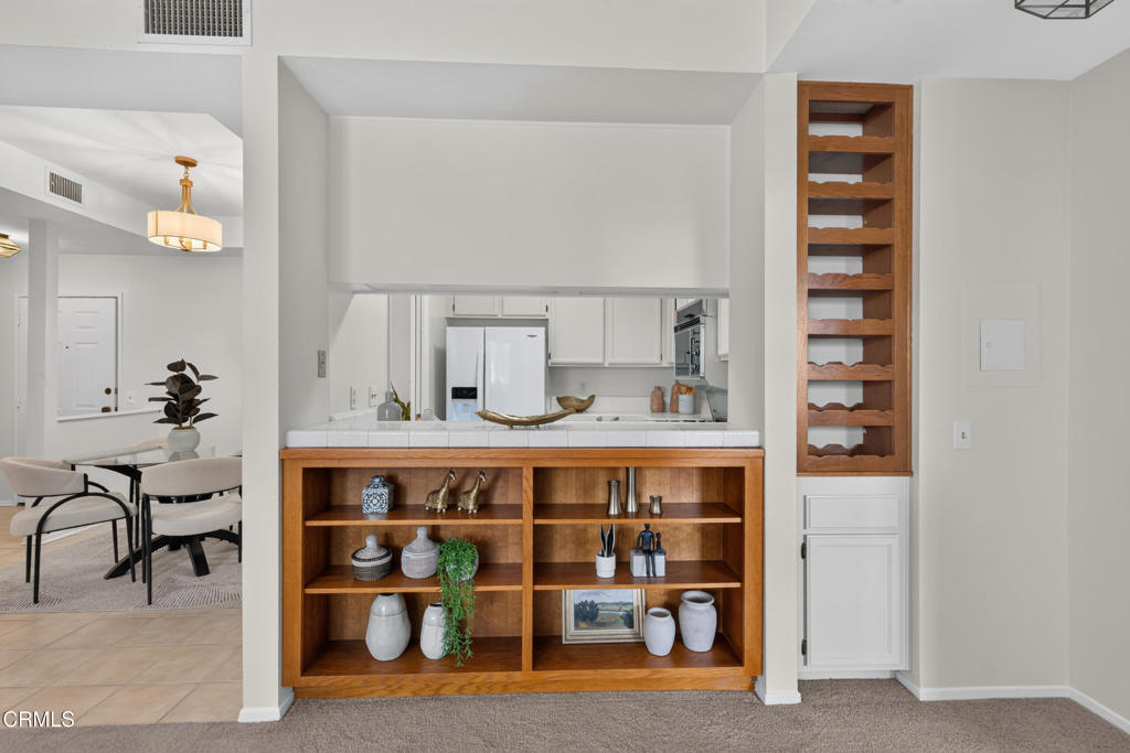 245 S Holliston Avenue 309
