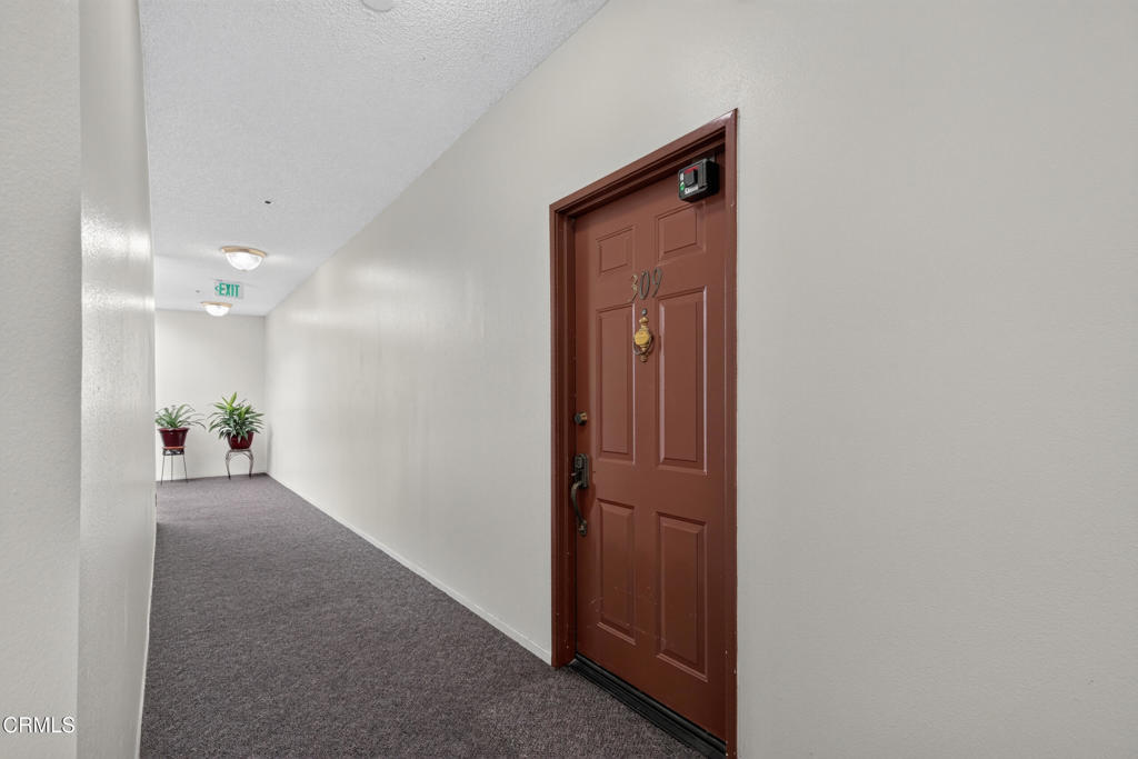 245 S Holliston Avenue 309