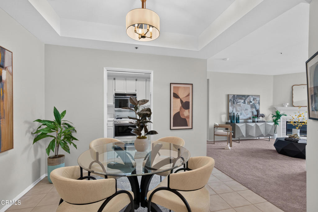 245 S Holliston Avenue 309