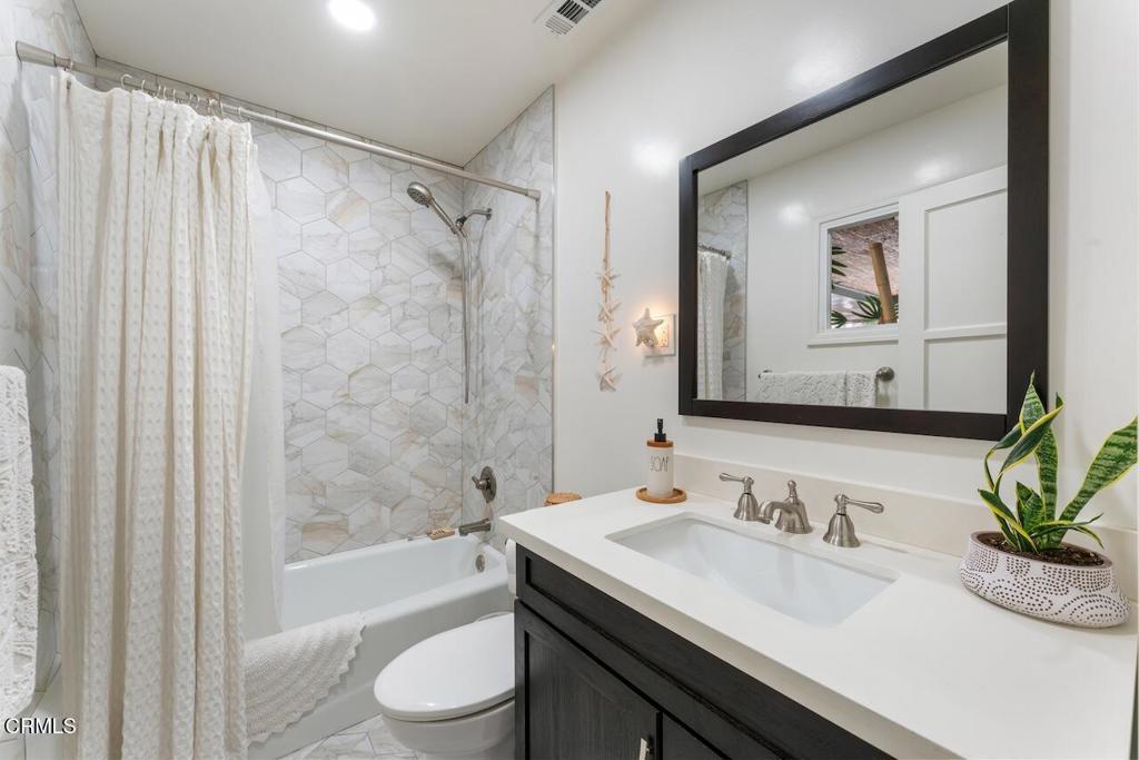 1015 Hastings Ranch Drive