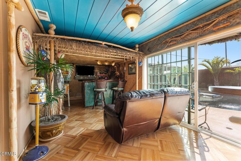 1015 Hastings Ranch Drive