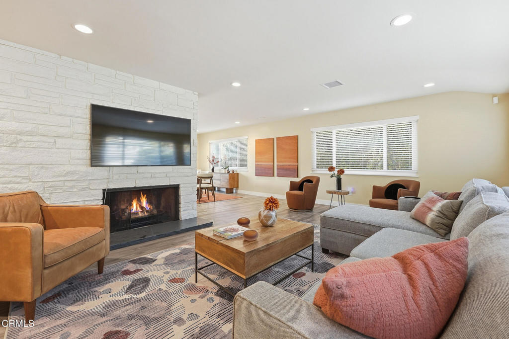 357 Oakcliff Road