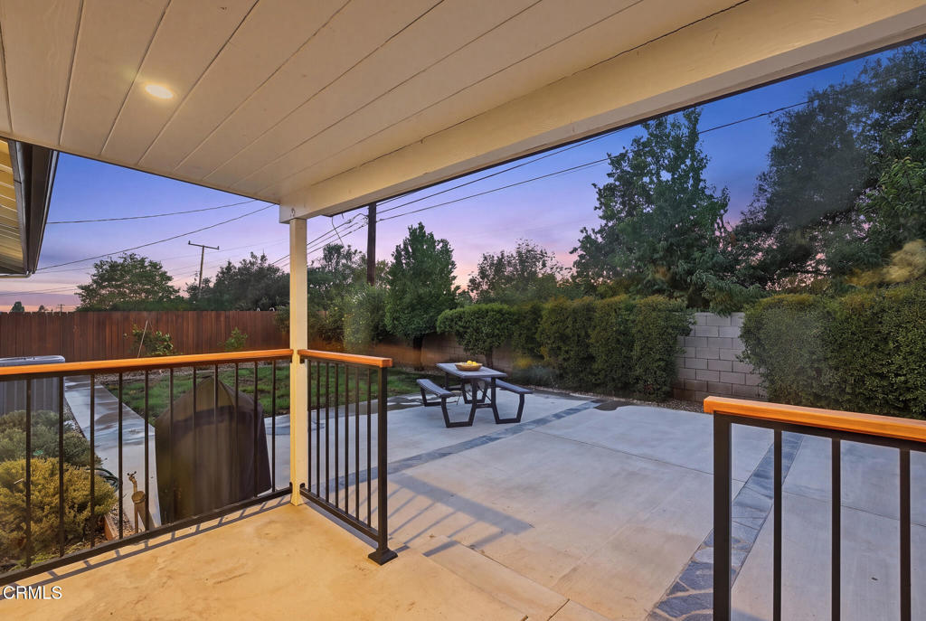 357 Oakcliff Road