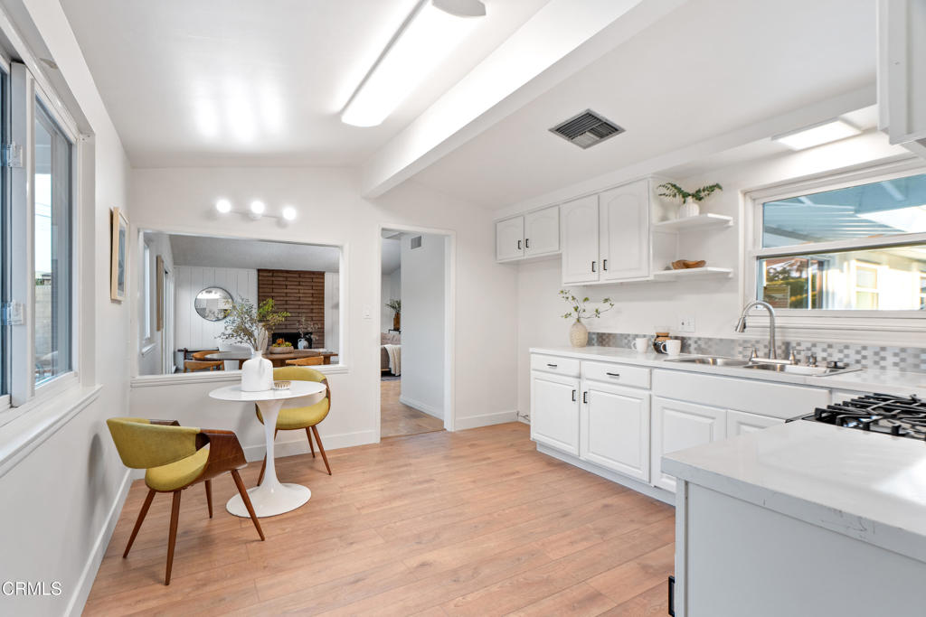 445 W Swanee Lane