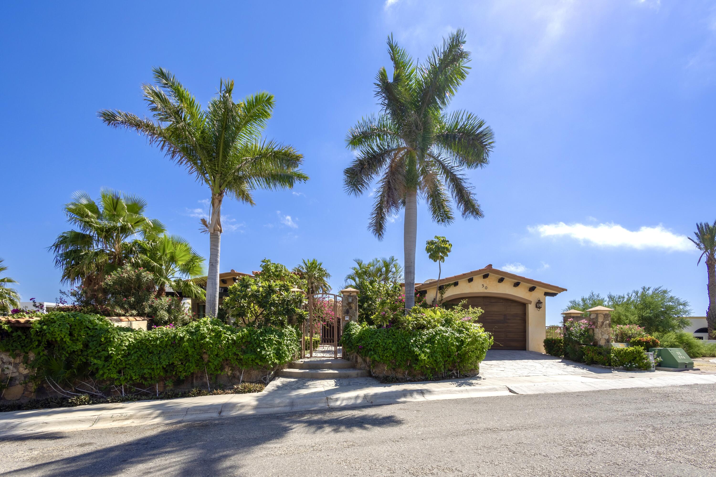 50 Cresta Del Mar, Villa Sabila