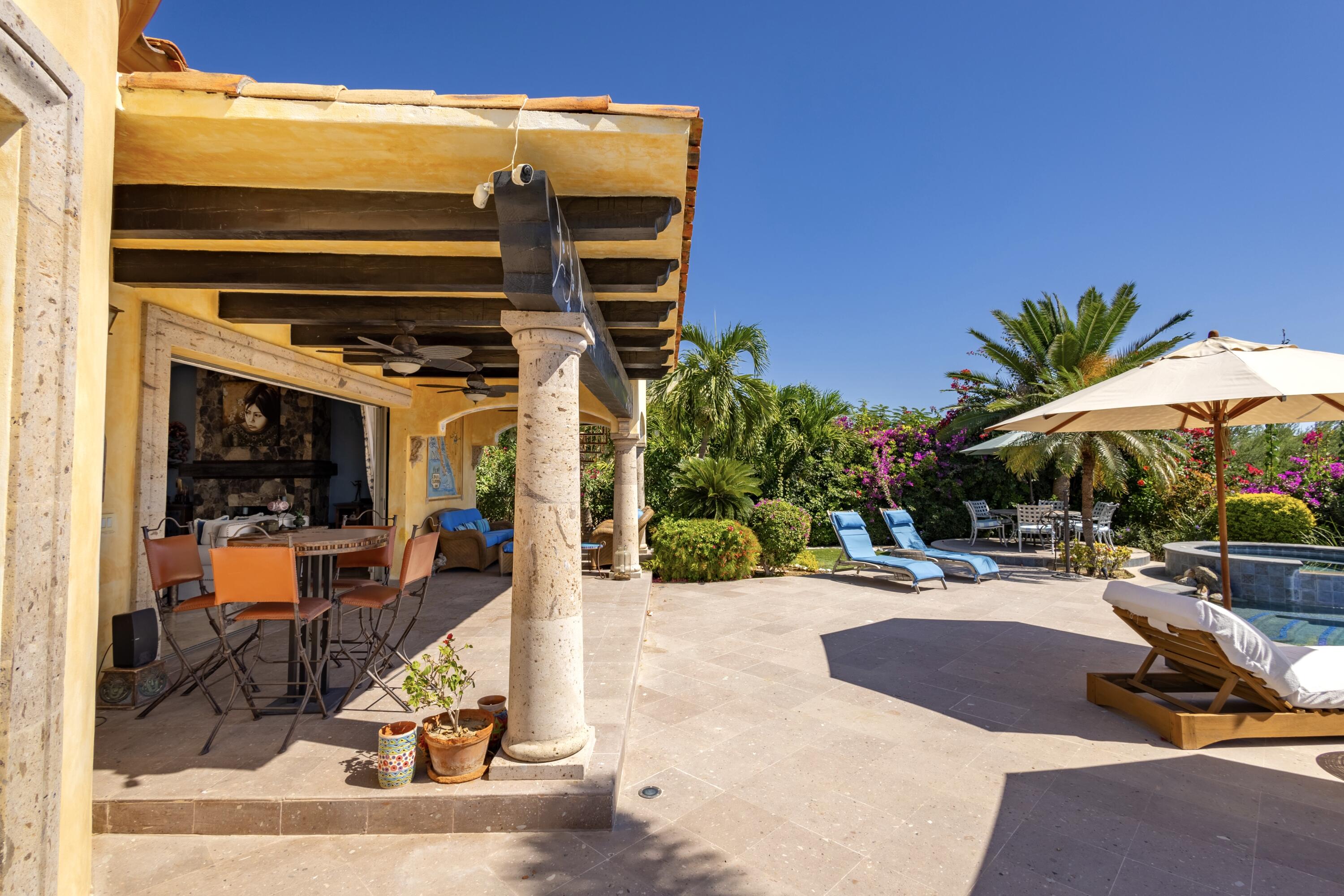 50 Cresta Del Mar, Villa Sabila