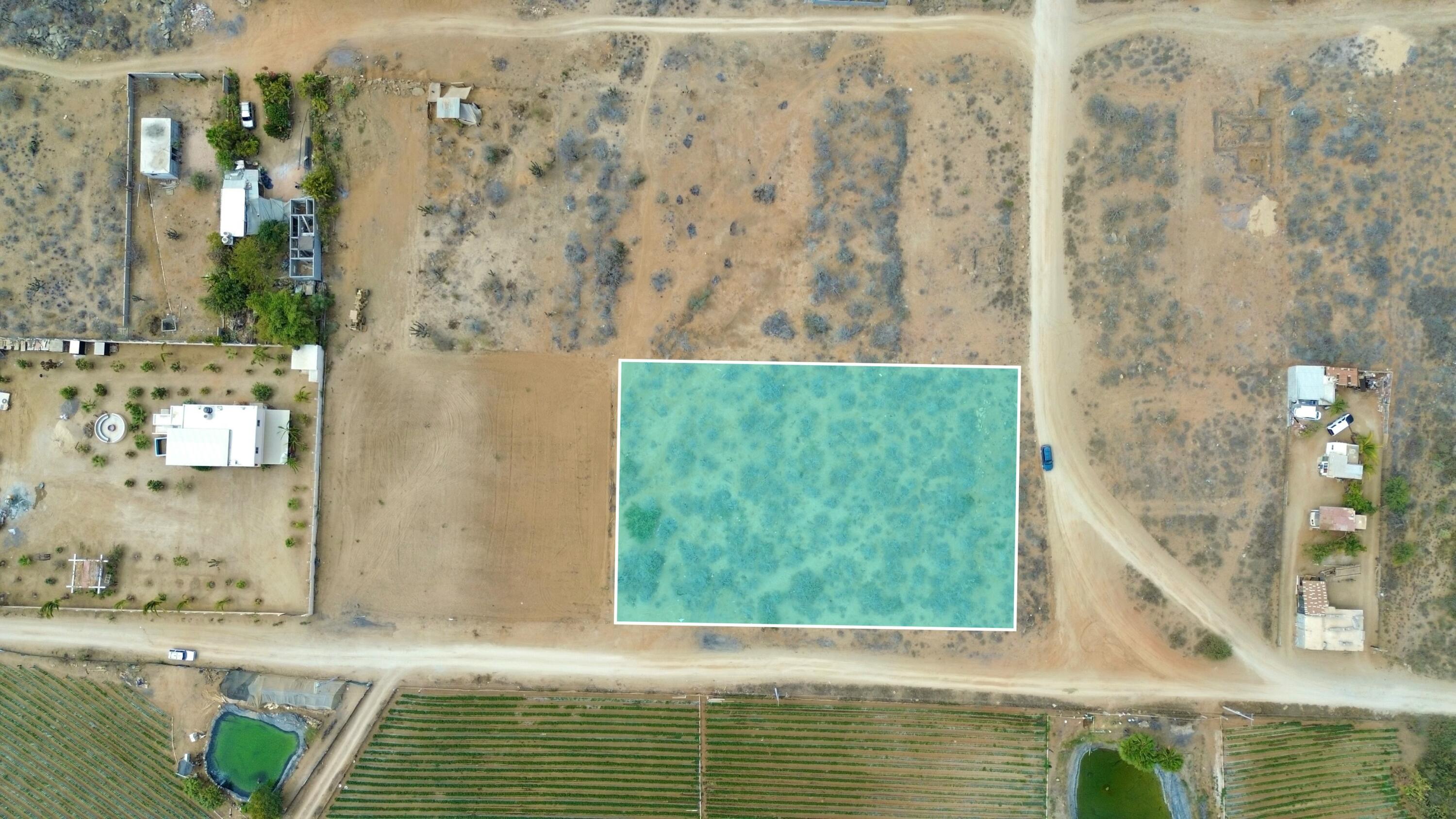 Huerta and Mountain View Lot